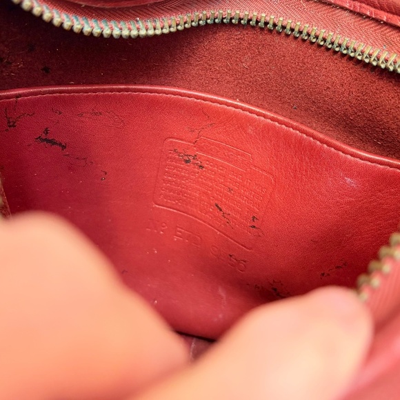 Coach vintage 9950 red leather Janice legacy messenger bag - Picture 7 of 16